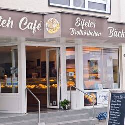 Rollkuchen vom Bäcker in Gemünd