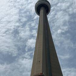 CN Tower 553,33 Meter