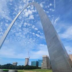 Arch with St Louis in the background