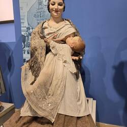 1936, how can anyone burn a mother nursing her baby!
