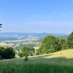 Fernsicht bei der Anfahrt zum St Ana See, einem Vulkankratersee