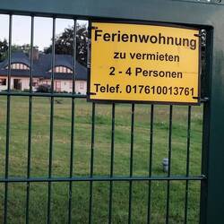 Nachbarhaus mit Ferienwohnung