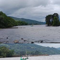 Nessy & Kumpel auf Besuch in Loch Tay