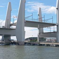 Die neue Brücke - geniale Hubkonstruktion