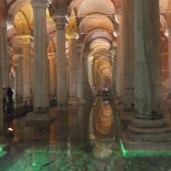 Basilica Zisterne 356 Marmorsäulen, fasste 80000 Kubik Wasser