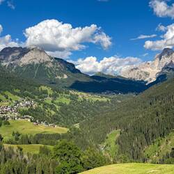L to R: Monte Mondeval (2,455m) & Cime di Forca Rossa (2,724m) & Monte Pelmo & Pelmetto.