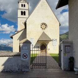 First built in the 13th century, the church underwent restorations and changes over the centuries.