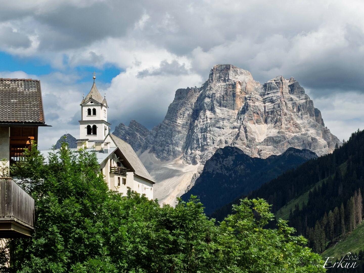 Though the clouds move in for a while, the light is bright today — Colle Santa Lucia, Italy.