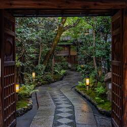 Lot's of private roads in Gion, like this gem of a sanctuary.