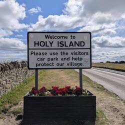Wir wagen einen Ausflug auf Holy Island :)