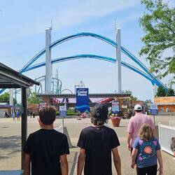 Walking in to Cedar Point