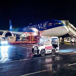 Morgens 4:30am Touchdown auf Tahiti.