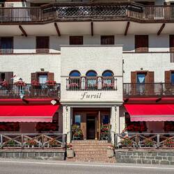 This is where we had lunch — Colle Santa Lucia, Italy.