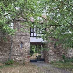 Der eigentliche Zugang zum Schloss = natürlich geschlossen