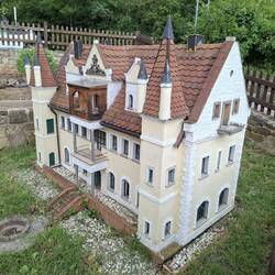 Modellversion: so könnte das renovierte Schloss aussehen