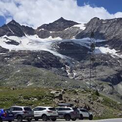 Gletscher am Berninapass im July