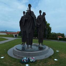 Kyrill, Method und Gorazd, Burg Bratislava, 5. Juli 2026 Zufällig genau am Feiertag hier gestanden –