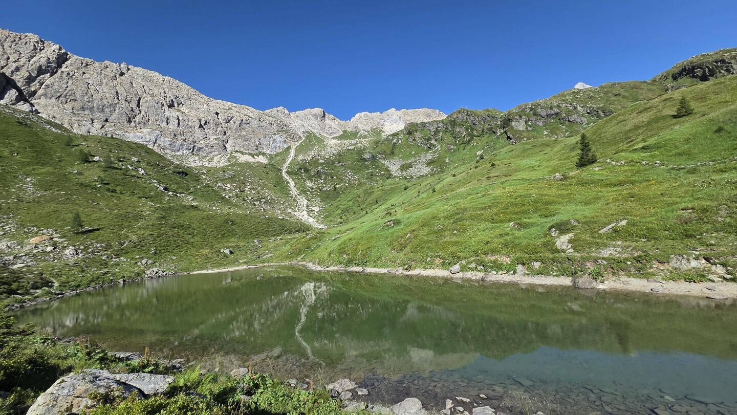 Zwiscvendurch kamen wir heut an diesem schönen See vorbei
