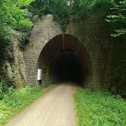 alter Bahntunnel