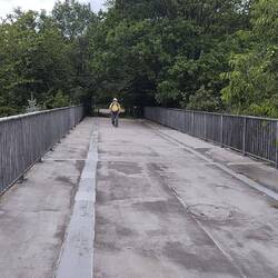 ehemalige Eisenbahnbrücke