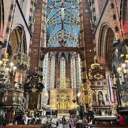 Beeindruckend ist nicht nur der Altar von Veit Stoß, uns gefällt die Sternenkuppel