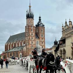 Marienbasilika auf dem Krakauer Marktplatz