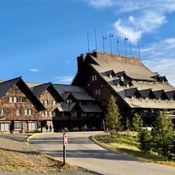 Old Faithful Inn