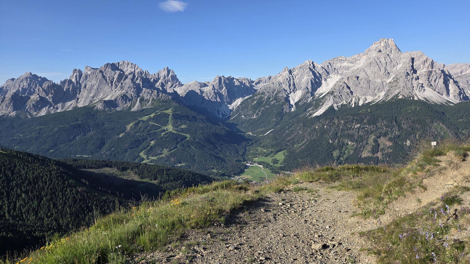 Nochmal der Morgenblick von der Sillianerhütte zu unserem heutigen Ziel