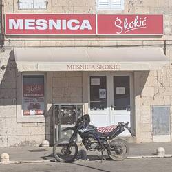 A few shops and rental places but overall a very quiet, relaxed little island