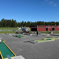 Minigolfanlage & Freibad