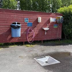 Ent- und Versorgungsstelle