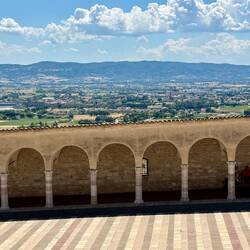In front of the Basilica di San Francesco