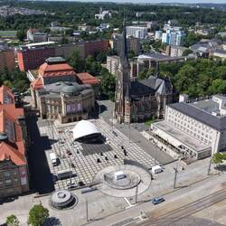 Theaterplatz mit Opernhaus