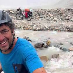 Une des nombreuses traversées de rivières