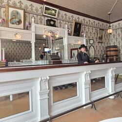 Saloon für die bessere Gesellschaft...