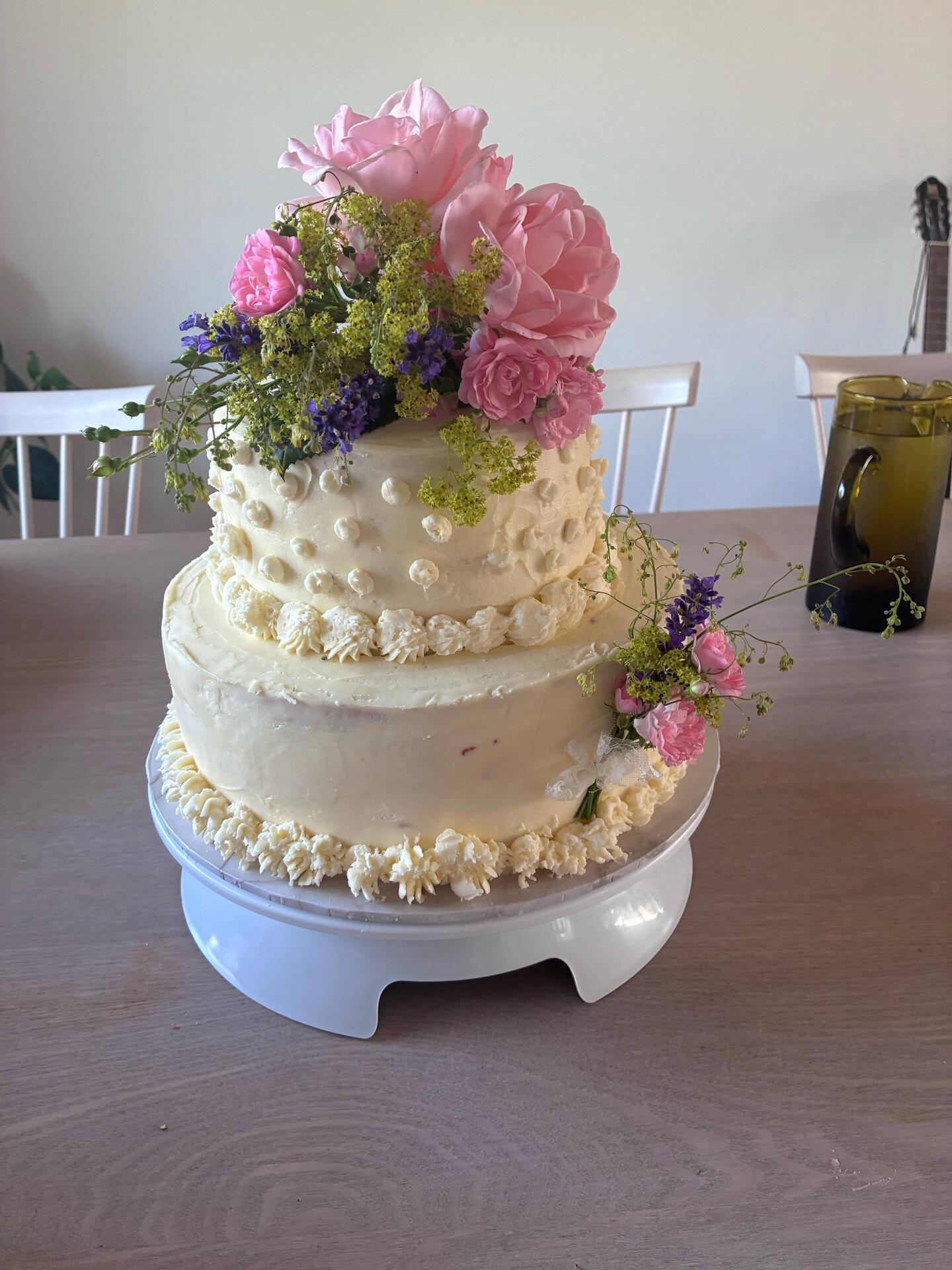 The wedding cake - hard work for Julie
