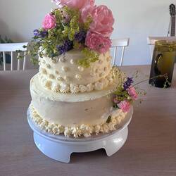 The wedding cake - hard work for Julie