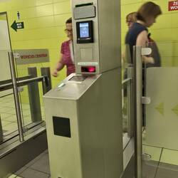 Need to spend a penny? You can do it by card now
