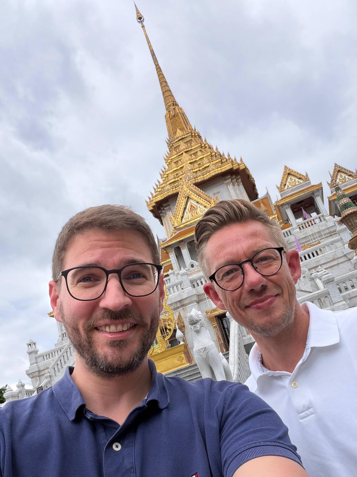 Größter Buddha aus massivem Gold – rund 5,5 Tonnen.
