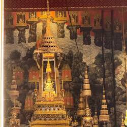 Hier steht der berühmte Smaragd-Buddha.