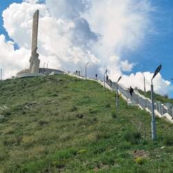 ... dann weiter zum Zaisan-Memorial ...
