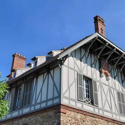 Amazing narrow double level dormer windows in the roof