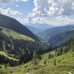 Aussicht bei unserer kurzen Pause beim Aufstieg