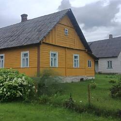 Es hat Ähnlichkeit mit Schweden. Mega schön hier...