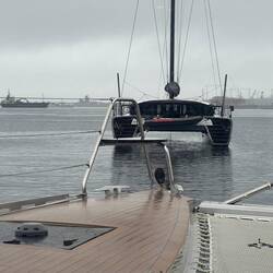 Seatilt, the Gunboat, is now anchored next to me.