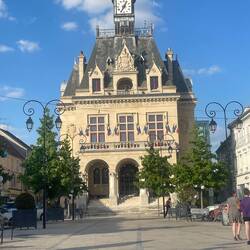 Every town has a hotel de ville