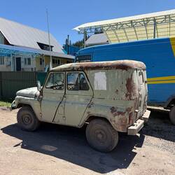 UAZ-469