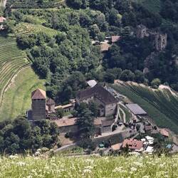 Schloss Tirol von oben