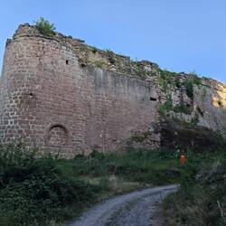 Ruine Neuscharfeneck