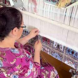 Confection des tapis de soie